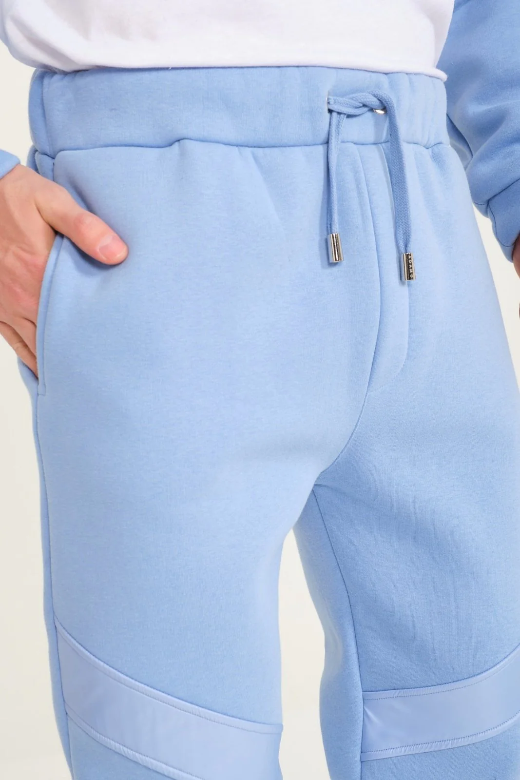 Vaganza Hoodie & Jogger Set - Image 15